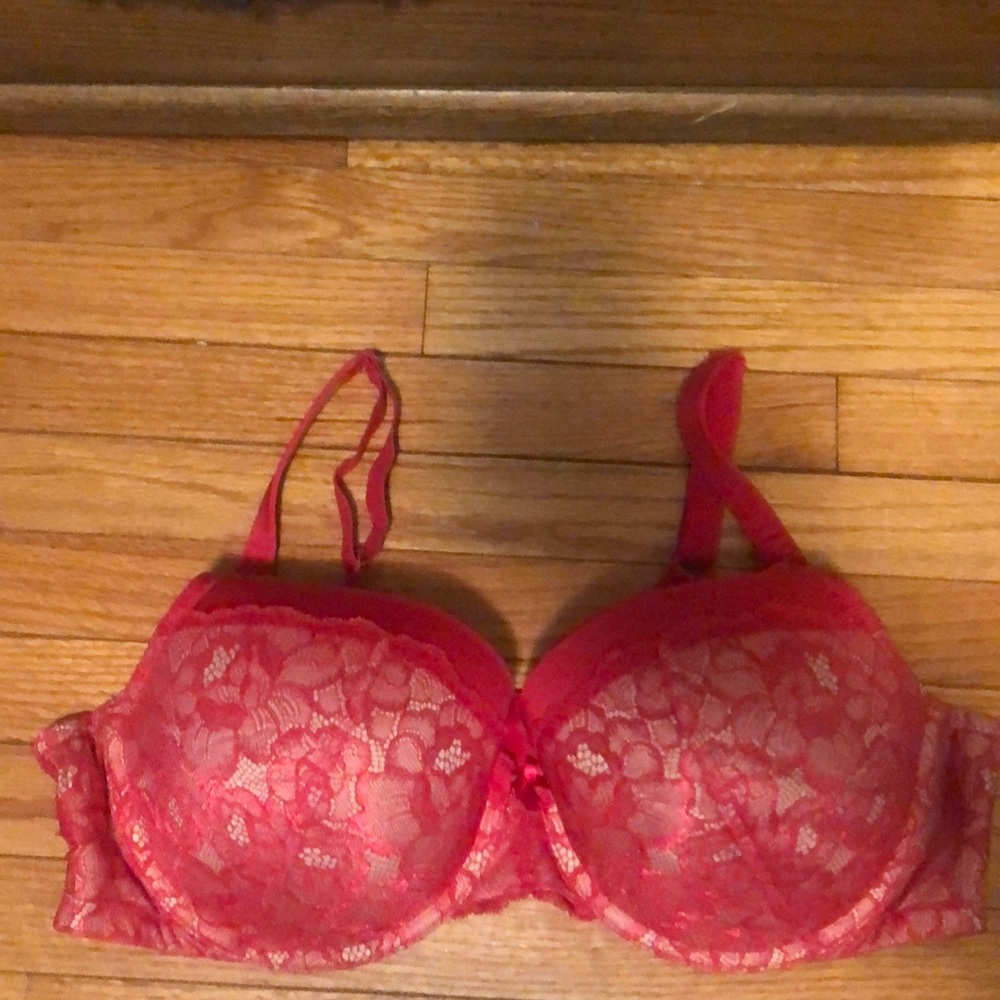 Torrid 42D red lace bra
